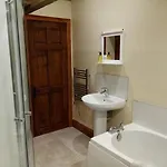 Rural Getaway With A View - Old Spout Barn * سيدبرغ
