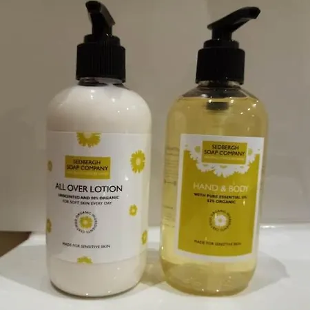 Ferienhaus Rural Getaway With A View - Old Spout Barn